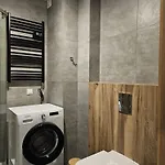 Apartment Widokowy - Z Darmowym Parkingiem I Balkonem Z Widokiem Na Stok- Bestrooms Szczyrk