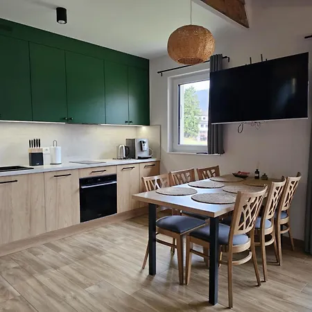 Widokowy - Z Darmowym Parkingiem I Balkonem Z Widokiem Na Stok- Bestrooms Apartament Szczyrk