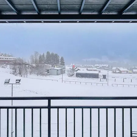 Widokowy - Z Darmowym Parkingiem I Balkonem Z Widokiem Na Stok- Bestrooms شقة شتوروك