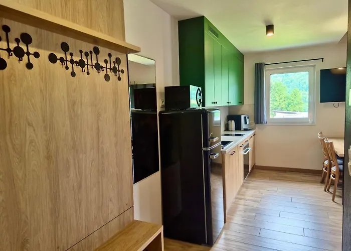 Widokowy - Z Darmowym Parkingiem I Balkonem Z Widokiem Na Stok- Bestrooms * Szczyrk